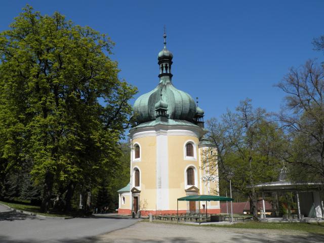 Poutní kaple P. Marie na Lomci